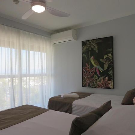 Surfers Beachside Holiday Apartments Guldkusten Exteriör bild